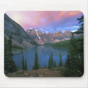 Canada, Alberta, Lake Moraine bij zonsopgang, Banf Muismat