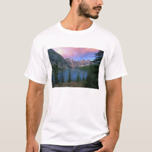 Canada, Alberta, Lake Moraine bij zonsopgang, Banf T-shirt