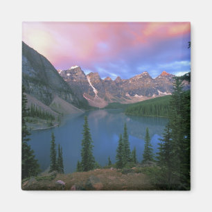 Canada, Alberta, Meer Moraine bij zonsopgang, Banf Magneet