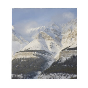 Canada, Alberta, Nationaal park Banff. Uitzicht op Notitieblok