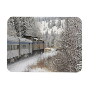 Canada, Alberta. VIA Rail Sneeuwtrein tussen Magneet