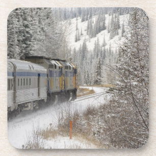 Canada, Alberta. VIA Rail Sneeuwtrein tussen Onderzetter