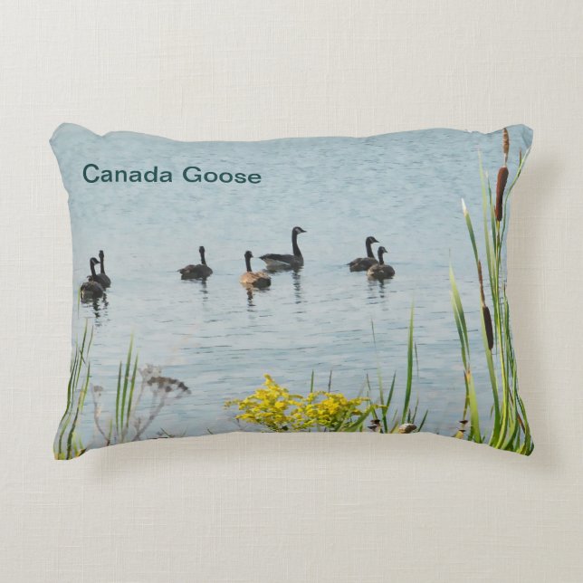 Canada Gese en Cattails Decoratief Kussen (Voorkant)
