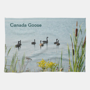 Canada Gese en Cattails Theedoek