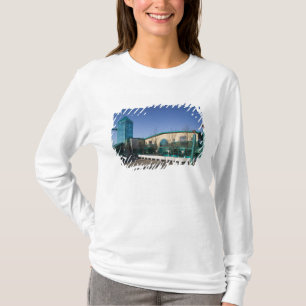 CANADA, Manitoba, Winnipeg: The Forks Markt T-shirt