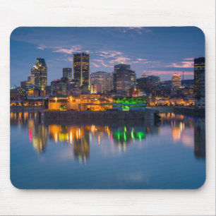 Canada, Montreal, silhouet en Oude Haven Muismat