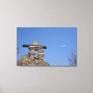 Canada, Newfoundland, St. John's. Inukshuk (om Canvas Afdruk