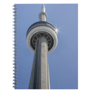 Canada, Ontario, Toronto. Top van de CN Tower met Notitieboek