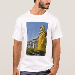 Canada, Prince Edward Island, Borden-Carleton. T-shirt
