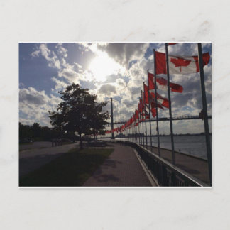 Canadese vlaggen op de keerzijde briefkaart