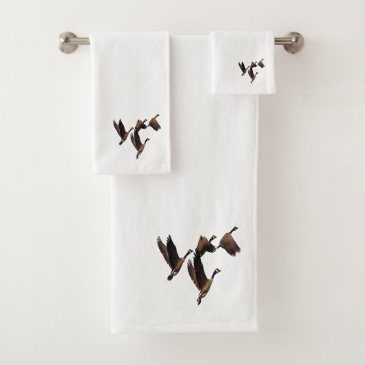 Canadian geese flying in a flock kids design (En situation)