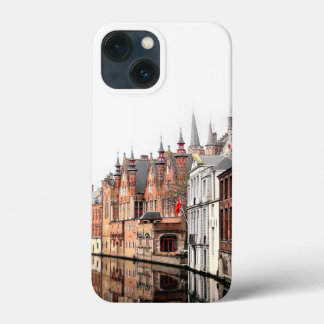 Canals of Bruges. iPhone 13 Mini Hoesje