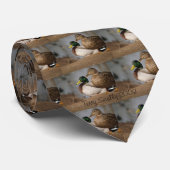 Canards de Mallard dans une cravate de rangée (Roulé)