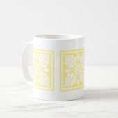 Canary Acorn and Leaf Tile Design Café Mug (Devant gauche)