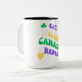 Canasta Enthusiast Mantra Eat Sleep Canasta herhal Tweekleurige Koffiemok (Voorkant links)