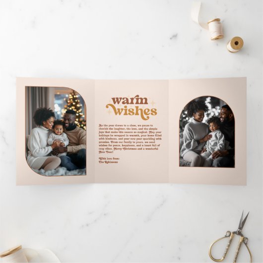 Candlelight Amber Cozy Vibes Retro Christmas Photo Drieluik Wenskaart (Binnen)