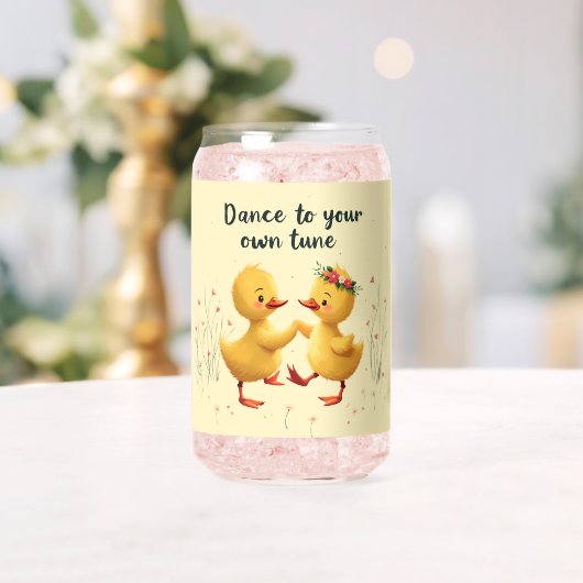 Canetons mignons dansant avec des vibrations flora (Insitu (Mariage))