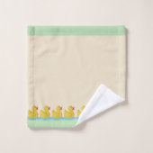 Canetons mignons sur beige sable et vert clair (Gant de toilette)