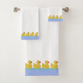 Canetons mignons sur fond blanc (En situation)
