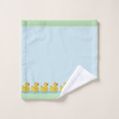 Canetons modernes mignons sur fond bleu clair et v (Gant de toilette)