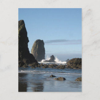 Cannon Beach and Haystack Rock wrapping paper Briefkaart