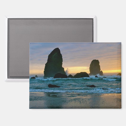 Cannon Beach, Oregon magnet (Recto/Verso)