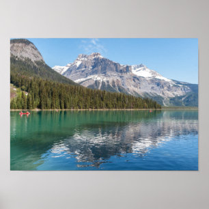Canoe op het beroemde Emerald Lake - Yoho NP, Cana Poster