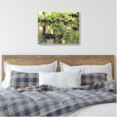 Canvas: Mallard Duck en Ducklings Canvas Afdruk (Insitu (Slaapkamer))