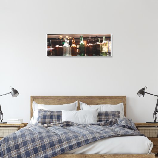 Canvas met  liquorflessen (Insitu (Slaapkamer))