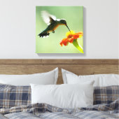 Canvas verpakte print van kolibrie en bloem (Insitu (Slaapkamer))