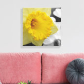 canvas with yellow narcissus (Insitu (Woonkamer))