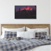 Canvasafdruk pinnacle (Dawn) Canvas Afdruk (Insitu (Slaapkamer))