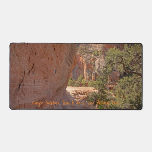 Canyon Overlook Trail w Arch, Utah (Recto)
