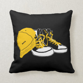 "Cap & Sneakers" black Kussen