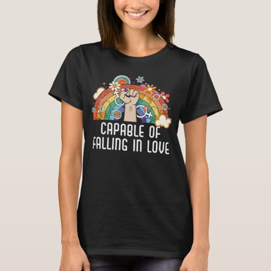 Capable Of Falling In Love Bisexual Pride Bisexual T-shirt (Voorkant)