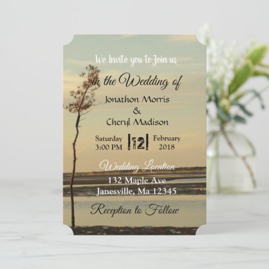 Cape Cod Lone Tree on Beach Mariage Invitations (Debout devant)