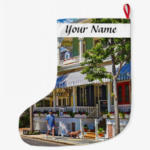 Cape May NJ - Zusters lopen langs Perry Street Grote Kerstsok