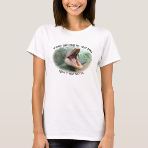 Captive Dolphins opslaan T-shirt