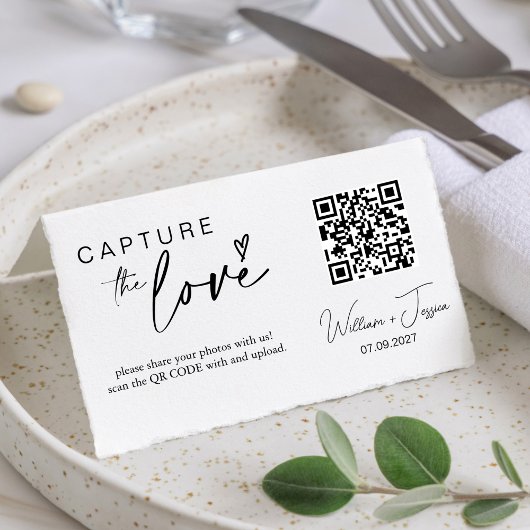 Capture de script moderne La carte de code Love QR