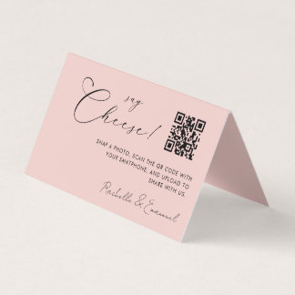 Capture minimaliste Le code QR d'amour Carte pliée