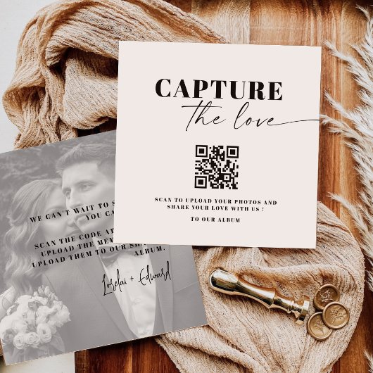 Capture moderne des cartes de table Love QR Code