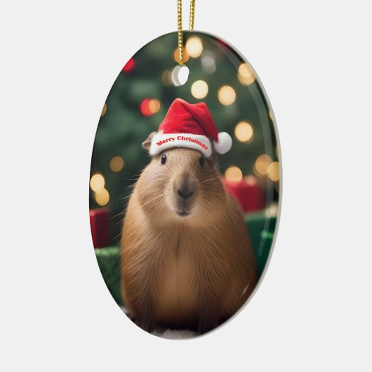 Capybara Claus: Een feestelijk Bokeh Wonderland Keramisch Ornament (Links)