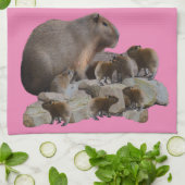 Capybara De Maman Avec Bébés, Serviette De Plat (Plié)