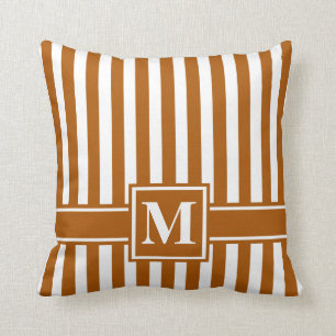 Caramel Modern Stripe met Monogram Kussen
