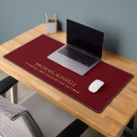 Cardinal RED Leather Masculine Nom élégant<br><div class="desc">Le design comprend une image graphique numérique pour simuler une texture en cuir et ce modèle peut être customisé pour répondre à toutes les occupations professionnelles. Ce carnet élégant et sophistiqué Cardinal RED en faux cuir est un cadeau de bureau parfait pour les collègues. Idéal pour bureau de recherche professionnel...</div>