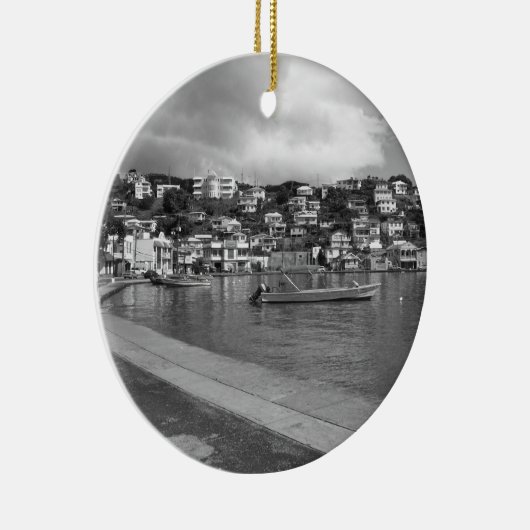 Carenage Ornament (Rechts)