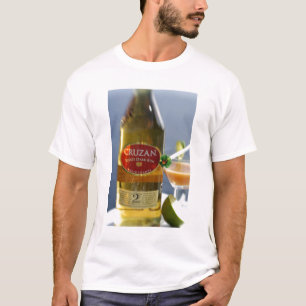 Caribisch, Maagdeneilanden. Cruzan Estate Dark T-shirt