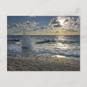 Caribische Zee, Kaaimaneilanden. Brekende golven Briefkaart