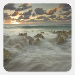 Caribische Zee, Kaaimaneilanden. Brekende golven Vierkante Sticker