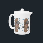 Caricature de platypus bébé très heureuse<br><div class="desc">Pour les amateurs de platypus ! Ce joyeux bébé platypus avec des bulles en dessin animé style illustration et est très amusant.</div>